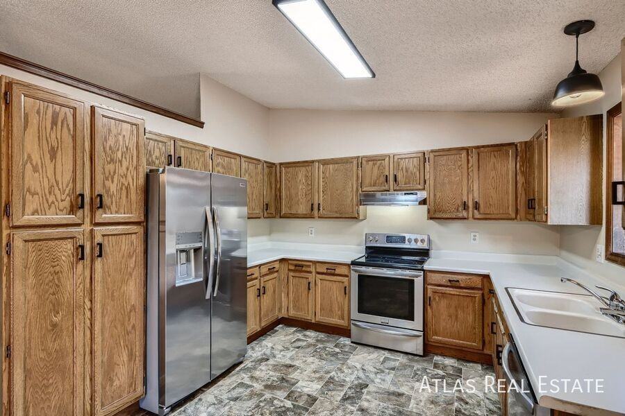 8420 Candleflower Cir - Photo 4 of 16