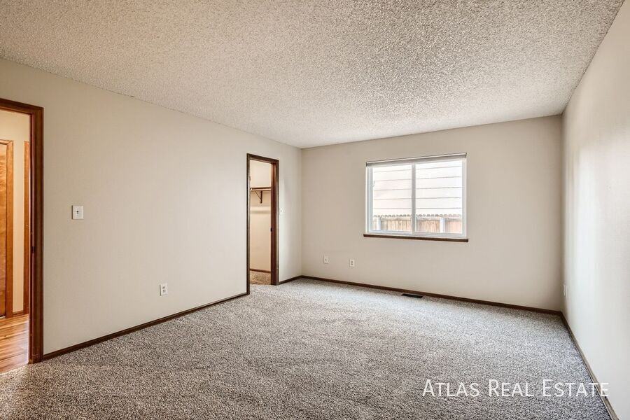 8420 Candleflower Cir - Photo 7 of 16