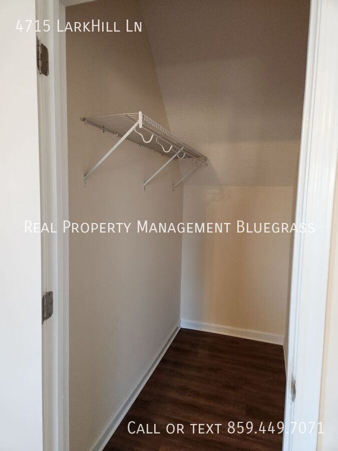 4715 Larkhill Ln - Photo 5 of 21