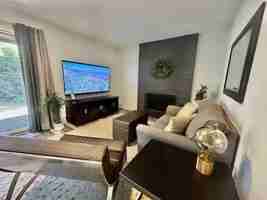 featured image of 9515 Sw Edgewood St