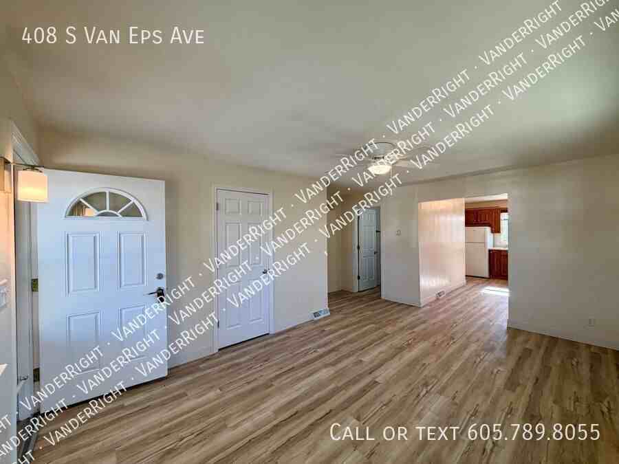 408 S Van Eps Ave - Photo 4 of 21