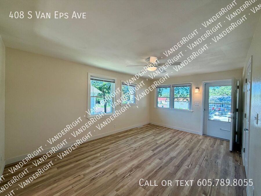 408 S Van Eps Ave - Photo 5 of 21