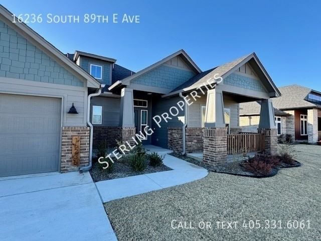 16236 S 89th East Ave - Photo 2 of 50