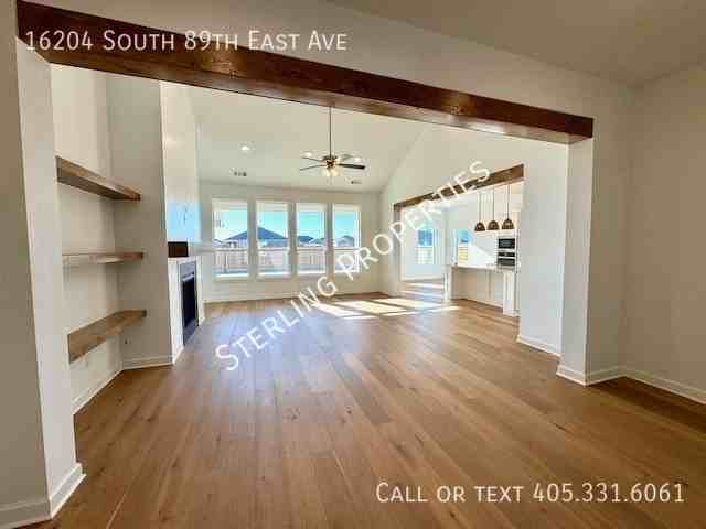 16204 S 89th East Ave - Photo 7 of 49
