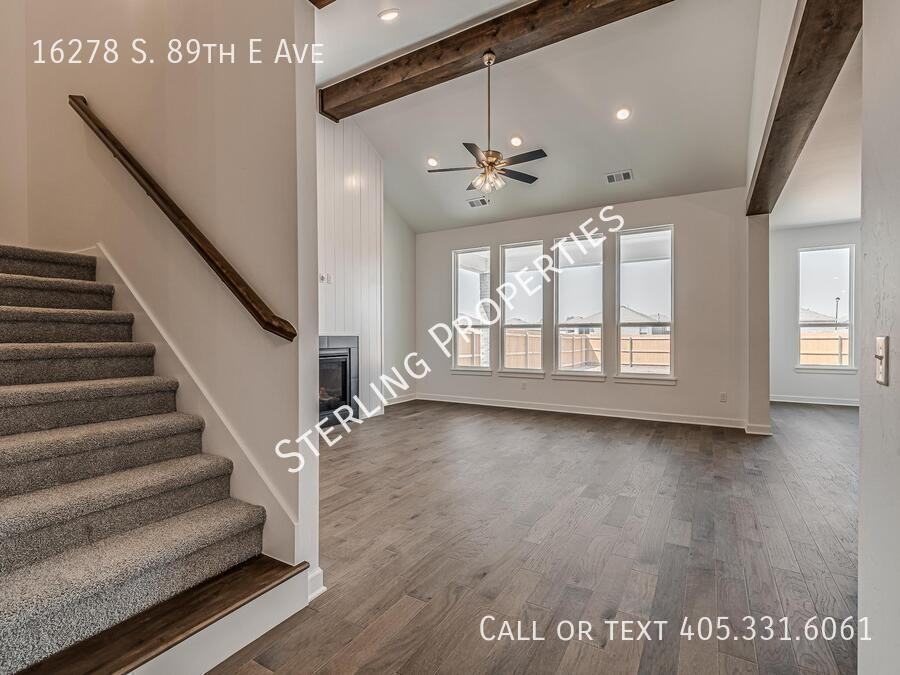 16278 S 89th East Ave - Photo 7 of 44