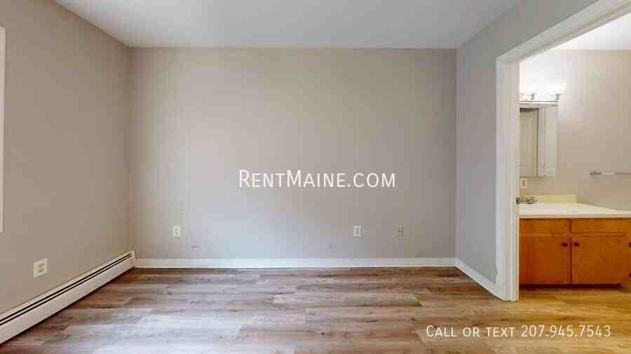 46 Baker St #4 - Photo 5 of 11