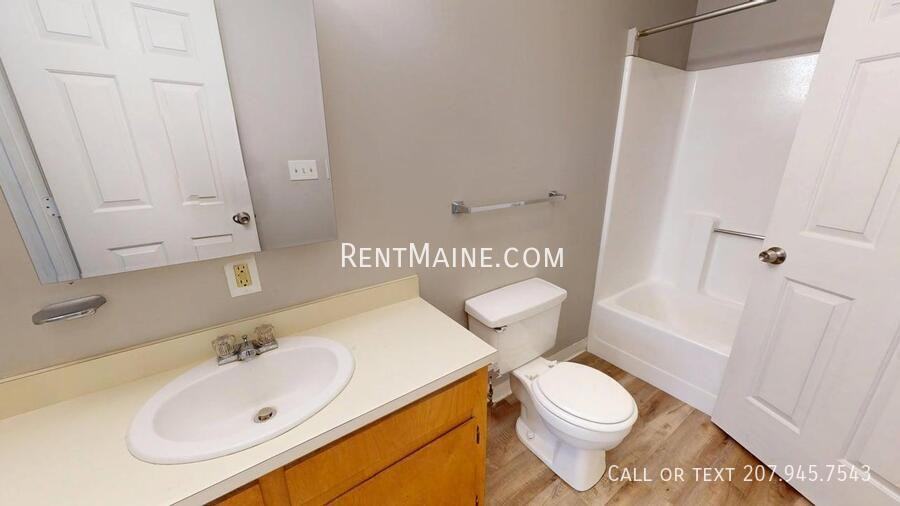 46 Baker St #4 - Photo 7 of 11