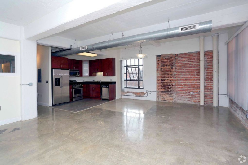 1323 Broadway St #4A - Photo 5 of 14