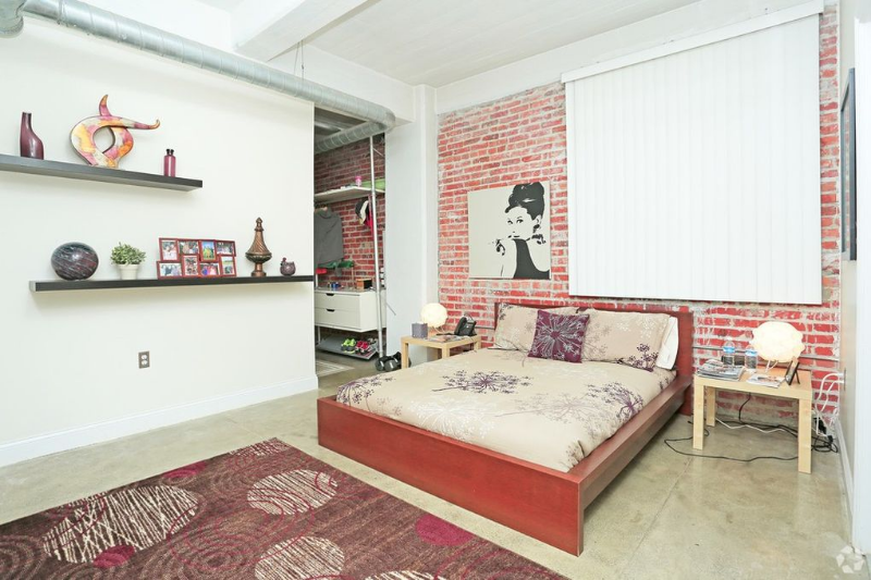 1323 Broadway St #4A - Photo 7 of 14