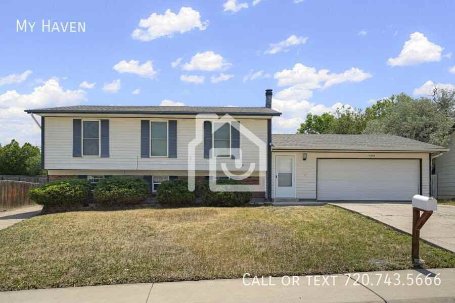 17898 E Mexico Dr - Photo 2 of 28