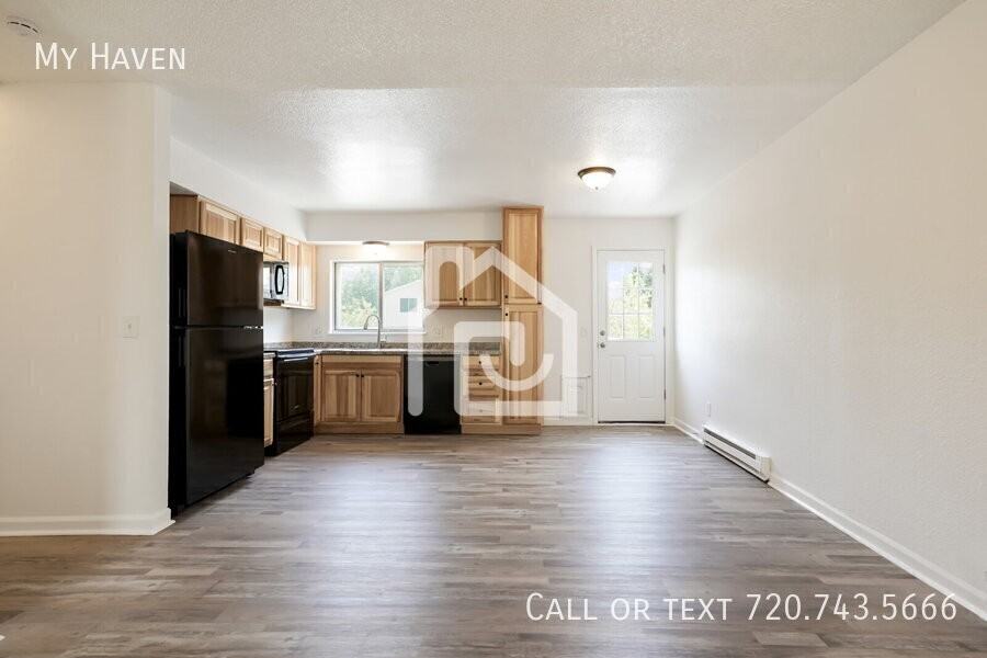 17898 E Mexico Dr - Photo 4 of 28
