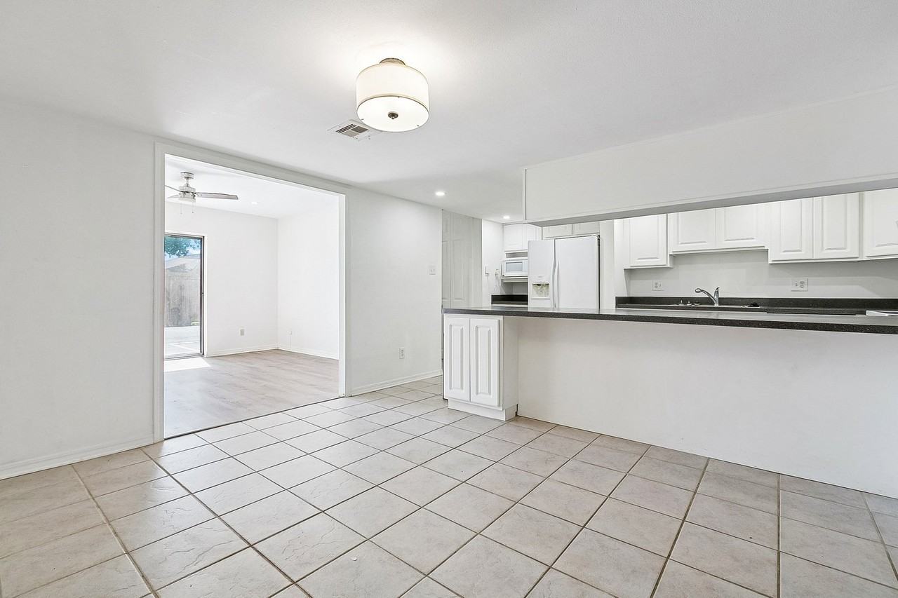 865 Wilshire Blvd - Photo 5 of 18