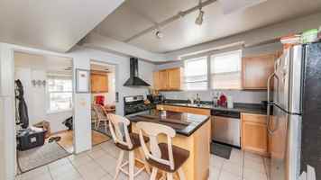 featured image of 1456 W Irving Park Rd #1