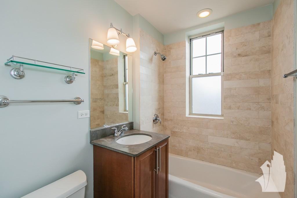 3451 N Wolcott Ave #2 - Photo 4 of 8