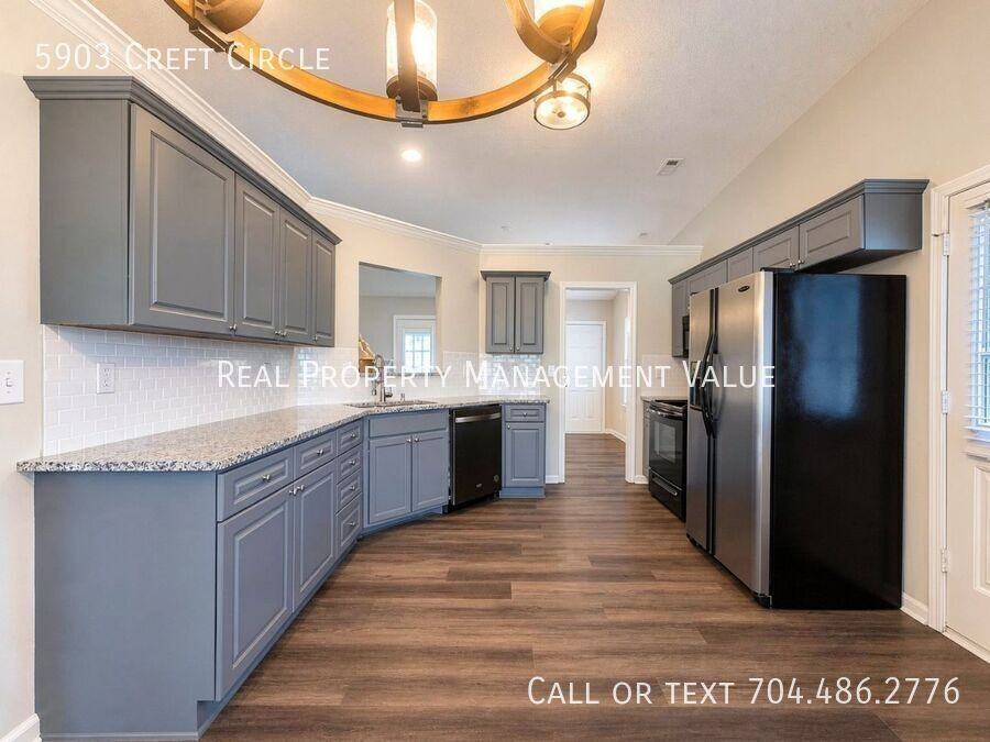 5903 Creft Cir - Photo 6 of 19