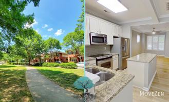526 E 9th St - Photo 1 of 1