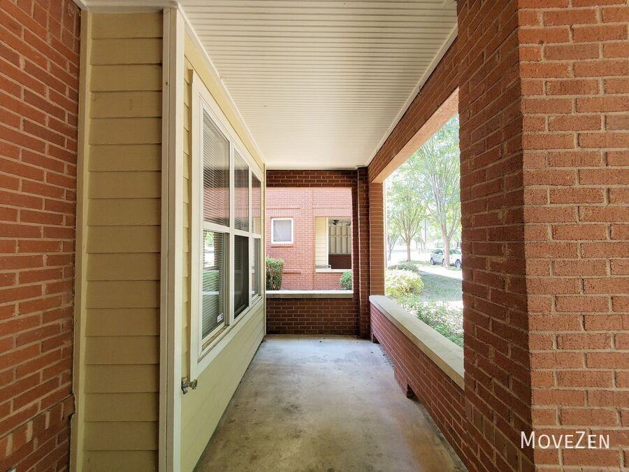 526 E 9th St - Photo 6 of 45