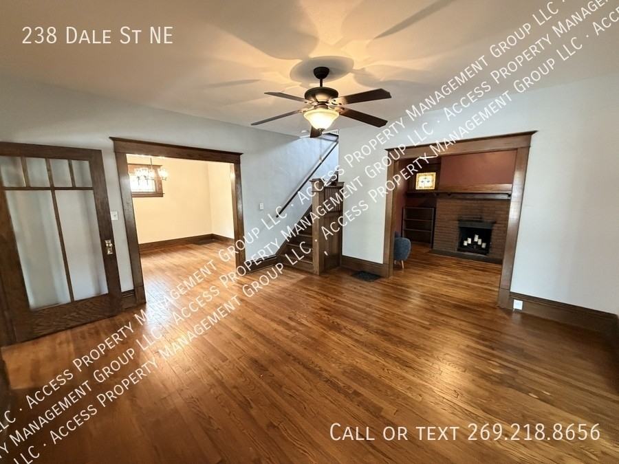 238 Dale St Ne - Photo 4 of 42