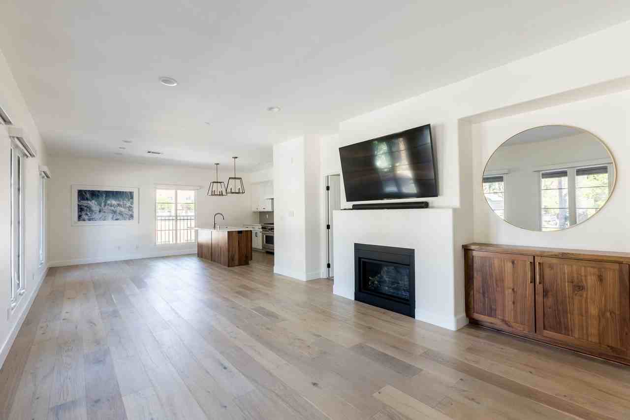 431 Marsh St #202 - Photo 4 of 20