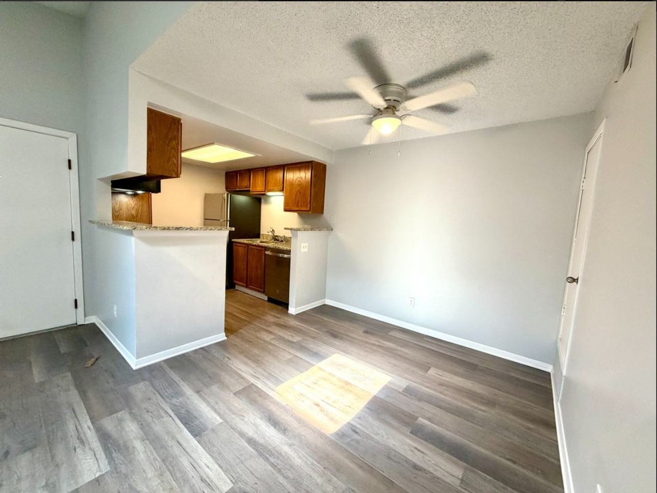 908 S Walden Way #203 - Photo 7 of 26