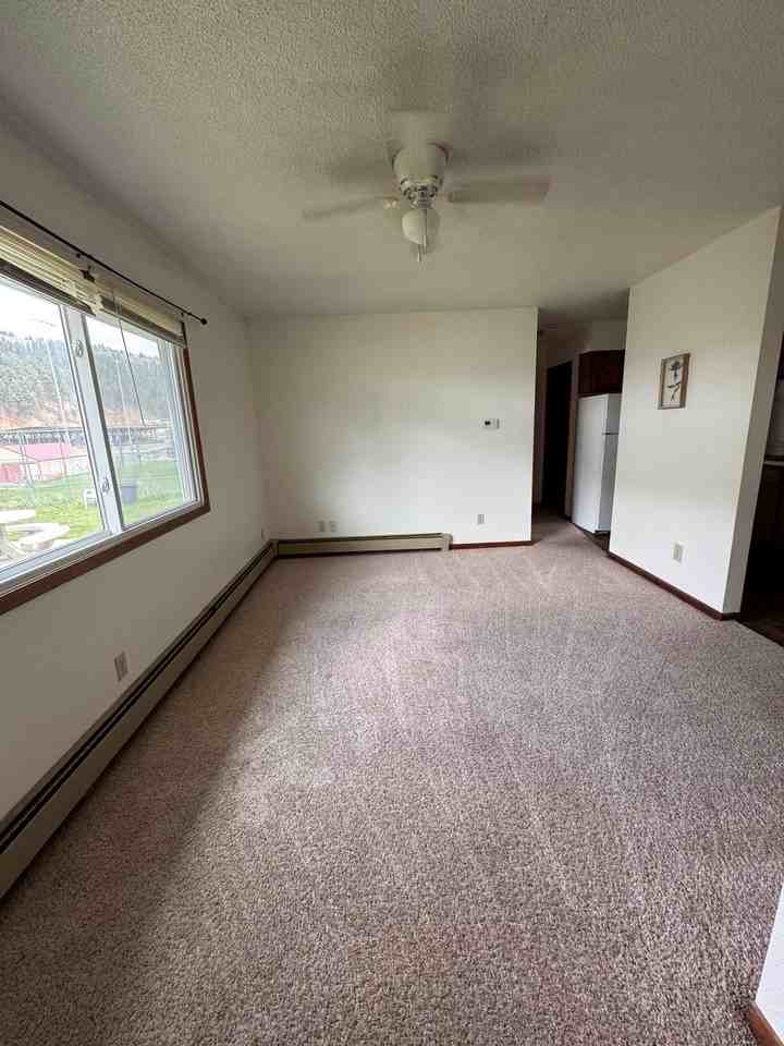 58 Dunlap Ave #7 - Photo 5 of 6