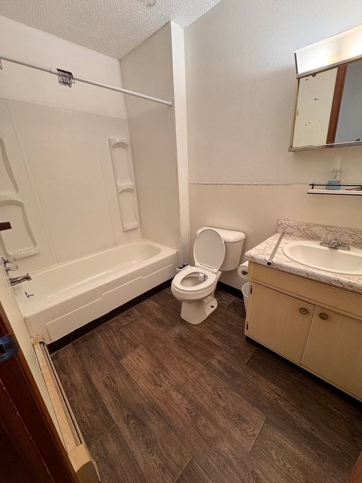 58 Dunlap Ave #7 - Photo 6 of 6