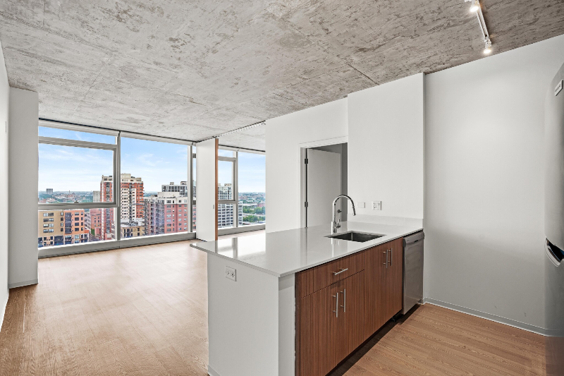 1362 S Wabash Ave