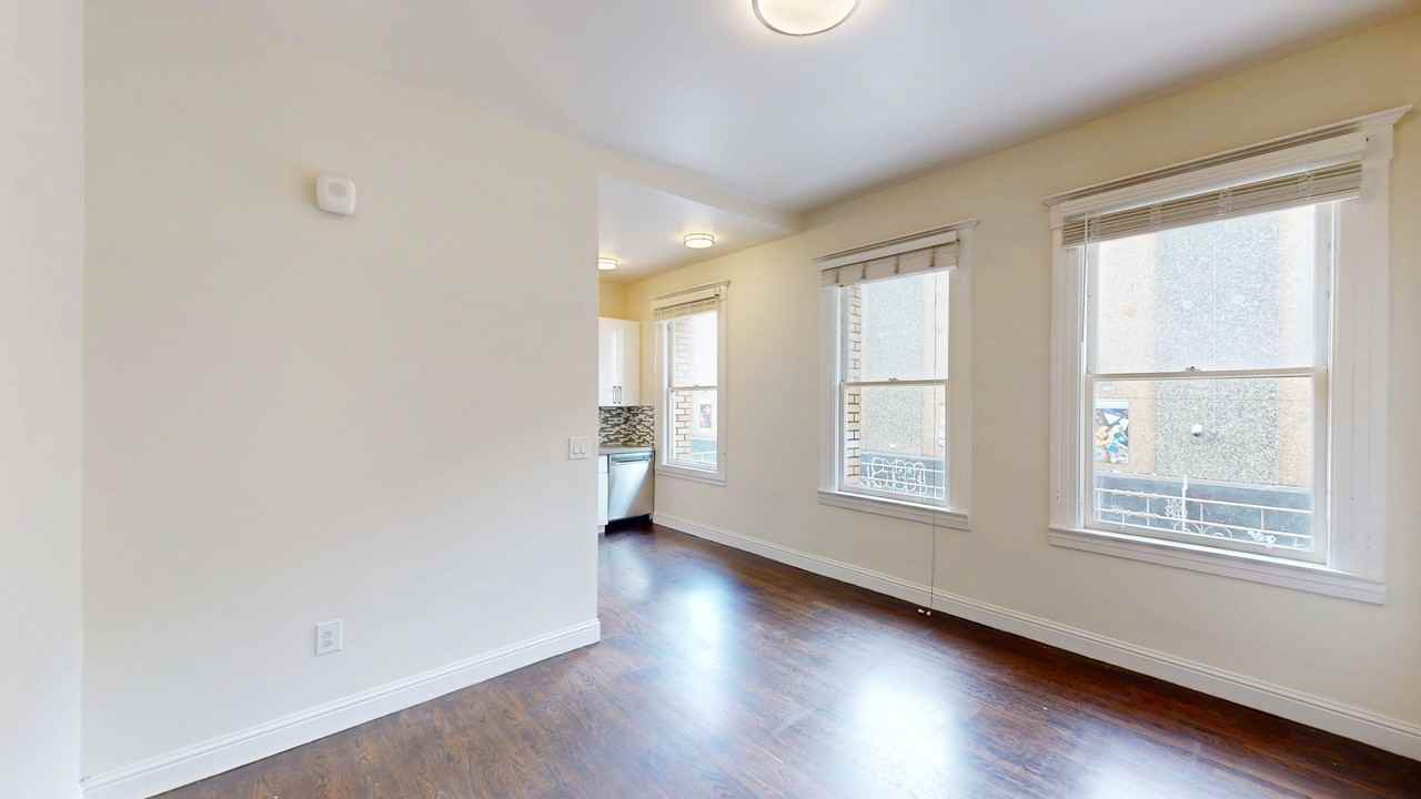 555 Eddy St #9 - Photo 4 of 8