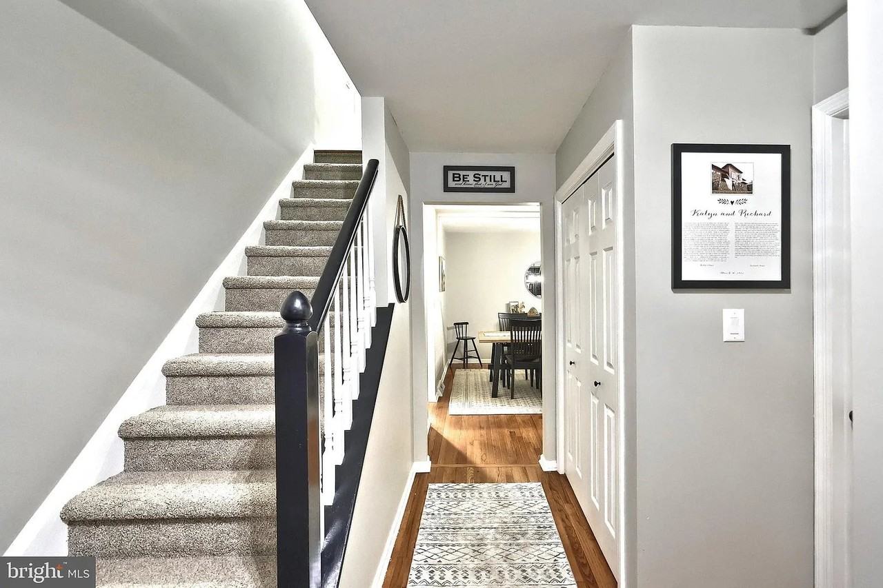 416 Huntington Dr - Photo 2 of 20