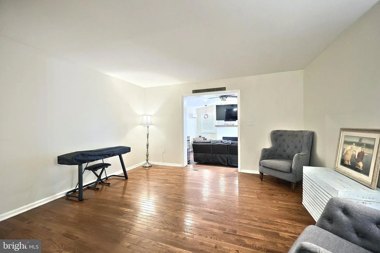 416 Huntington Dr - Photo 6 of 20