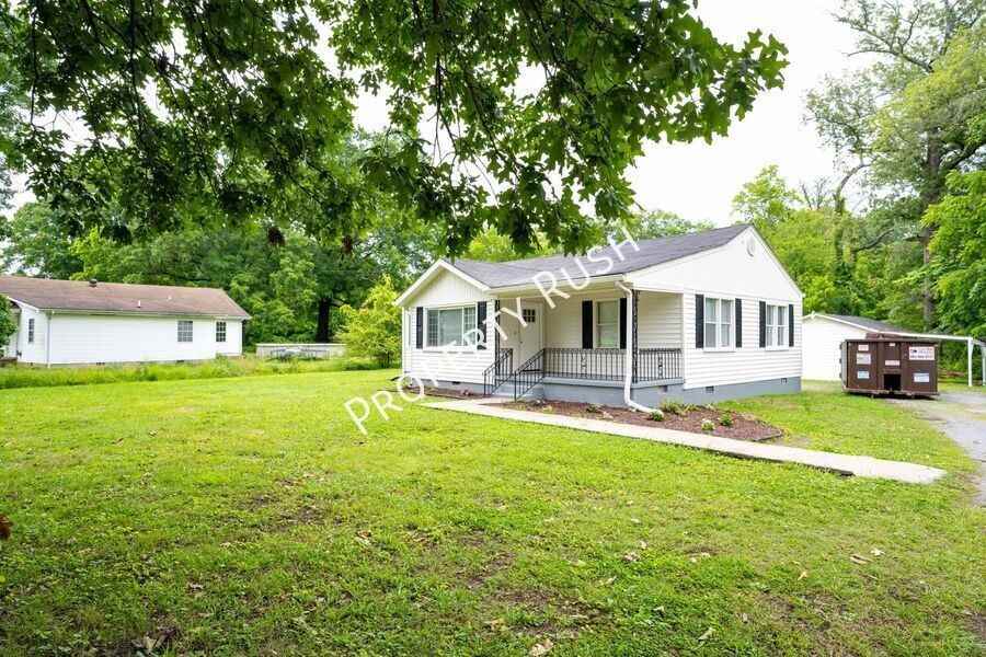 1524 Happy Valley Rd - Photo 3 of 26