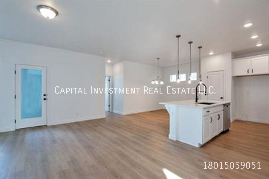 4692 W Camellia Ln - Photo 7 of 29