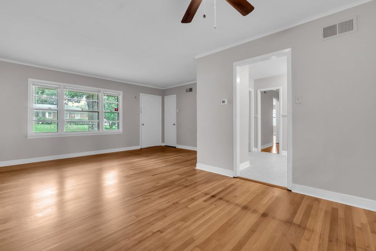 401 Conwell Rd - Photo 7 of 32
