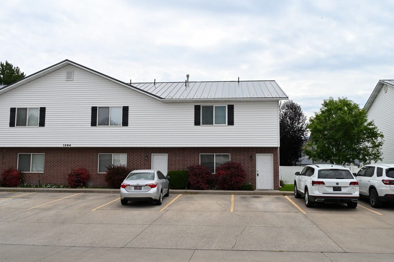 1394 N 290 W - Photo 2 of 18
