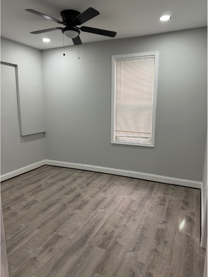 5001 Palmer ave BB AVAILABLE $750 W/BATH #BB - Photo 3 of 16