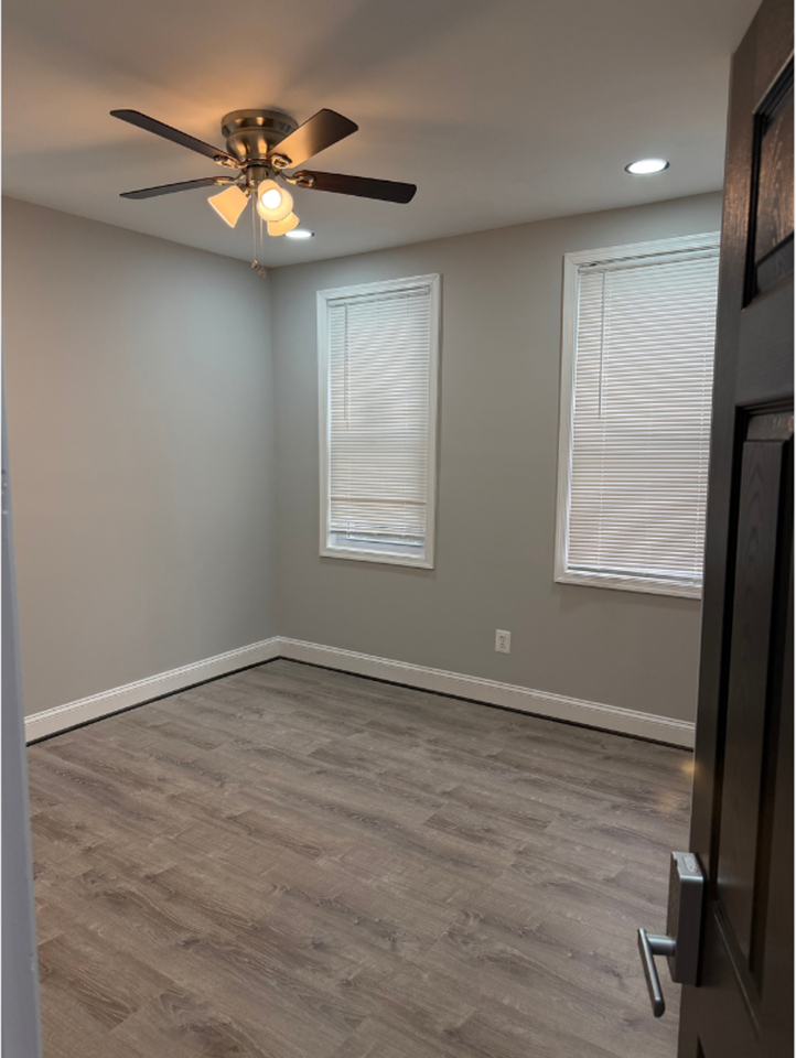 5001 Palmer ave BB AVAILABLE $750 W/BATH #BB - Photo 5 of 16