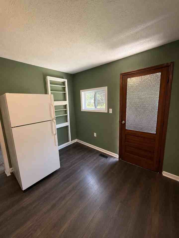272 Loop Hollow Rd - Photo 5 of 13