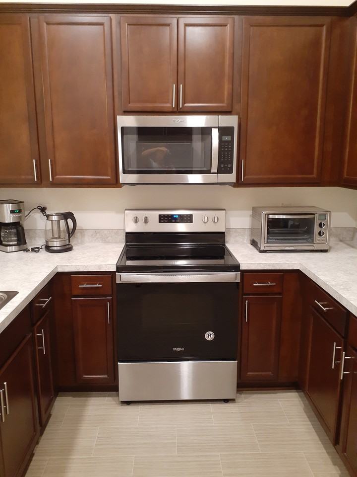 1665 Nona St Ne #NA - Photo 3 of 11