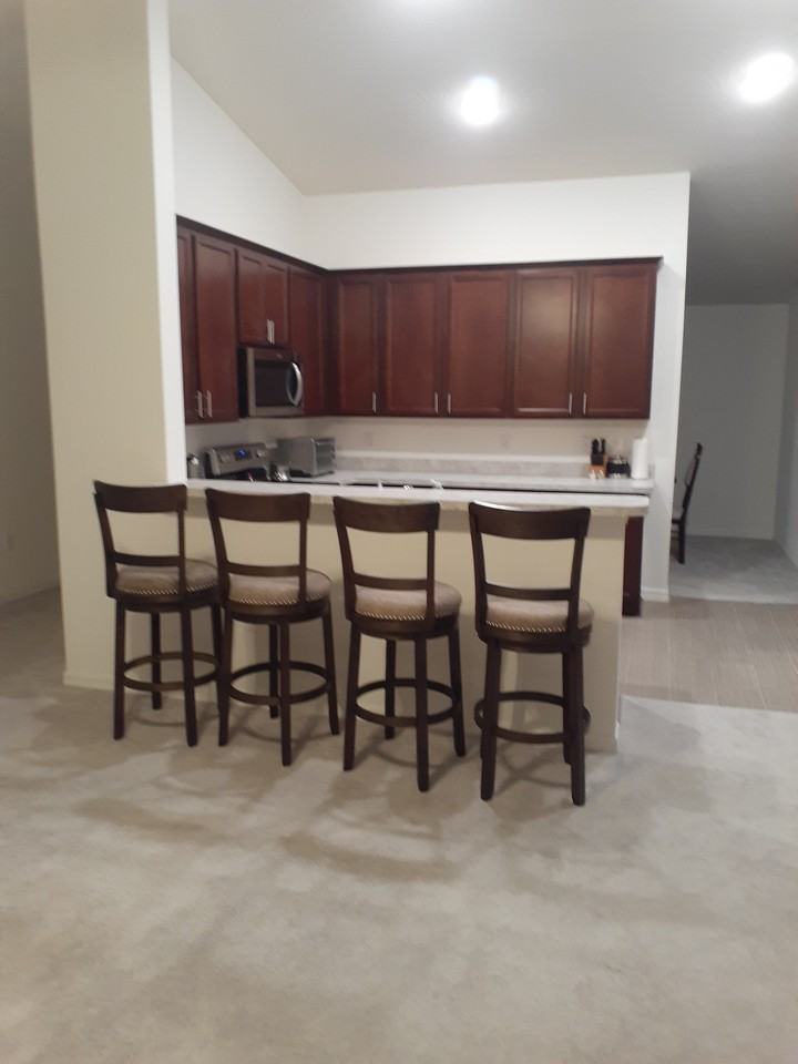 1665 Nona St Ne #NA - Photo 4 of 11