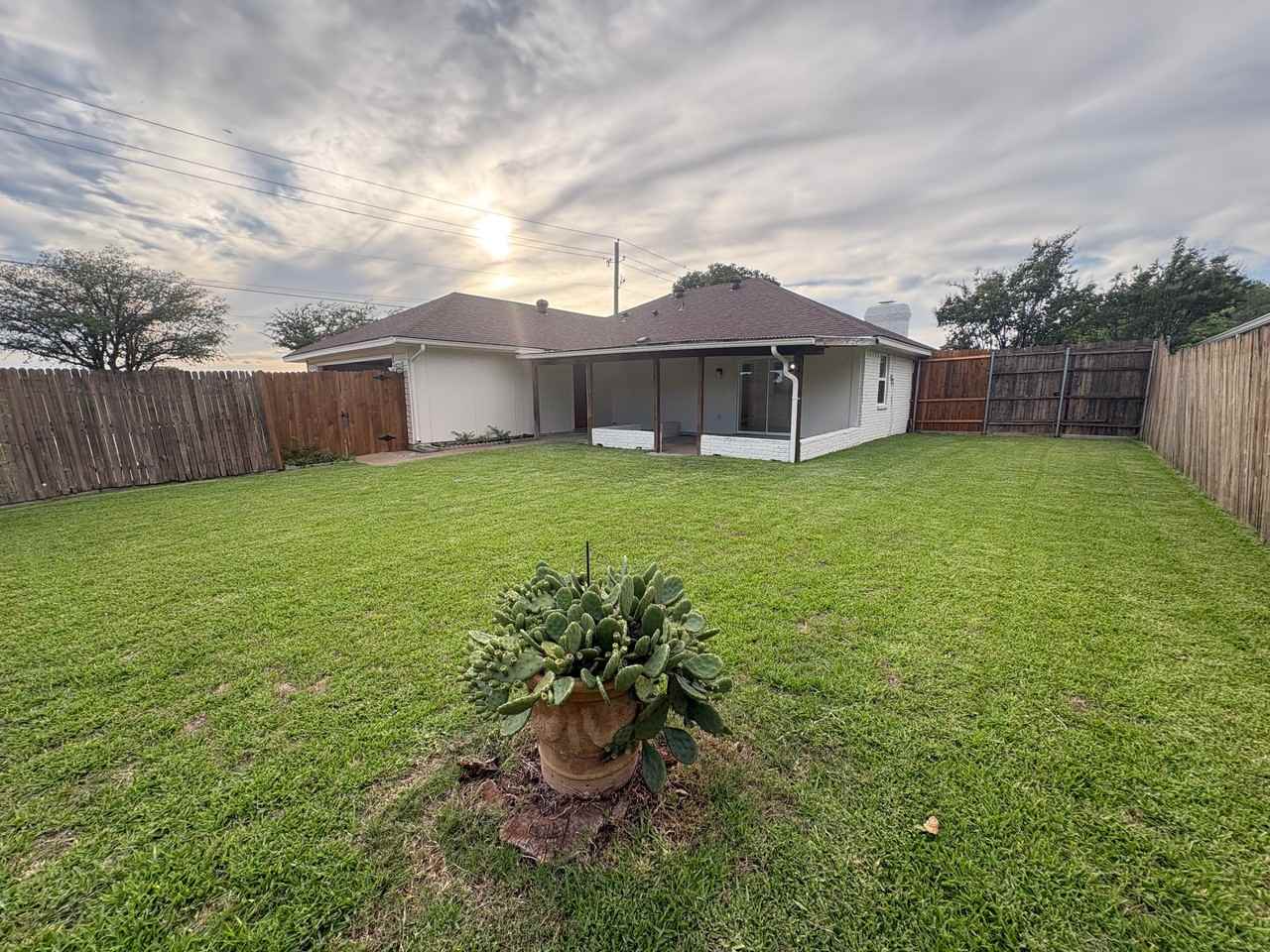 3802 Roan Cir - Photo 6 of 17
