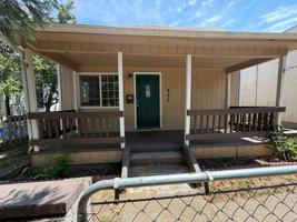 featured image of 855 Se Flint St