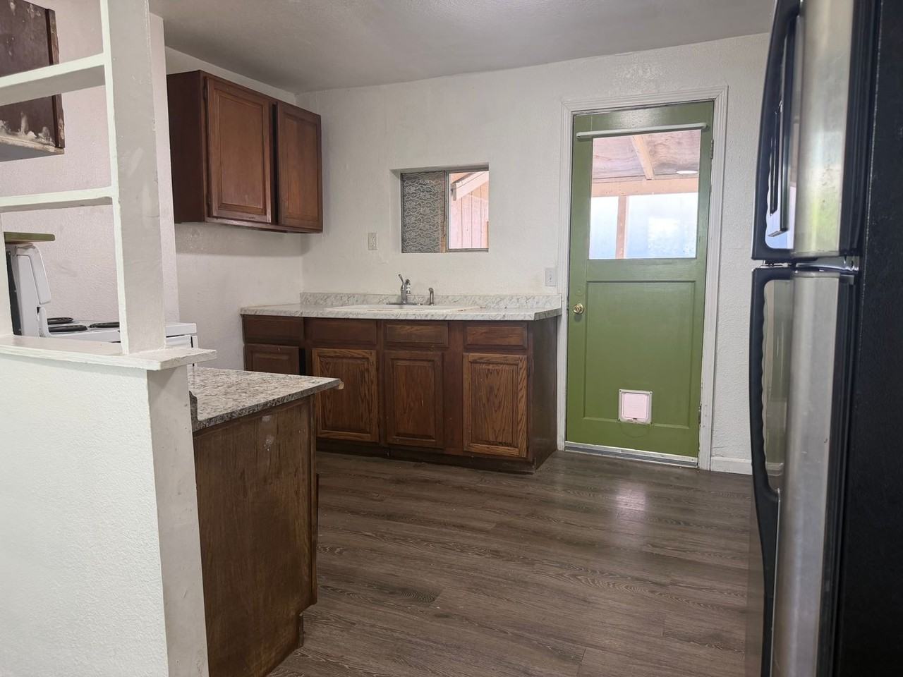 855 Se Flint St - Photo 3 of 15