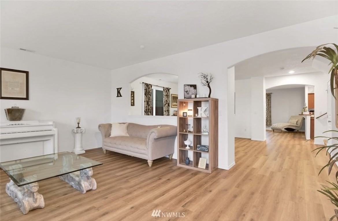 709 S Taft St #NA - Photo 5 of 18