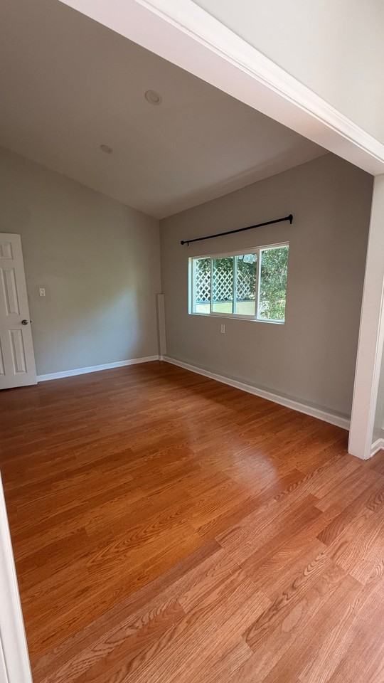 316 W Alamar Ave #B - Photo 6 of 12