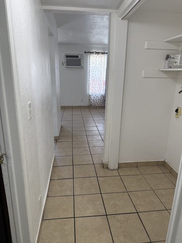 231 S Montgomery St #2 - Photo 2 of 8