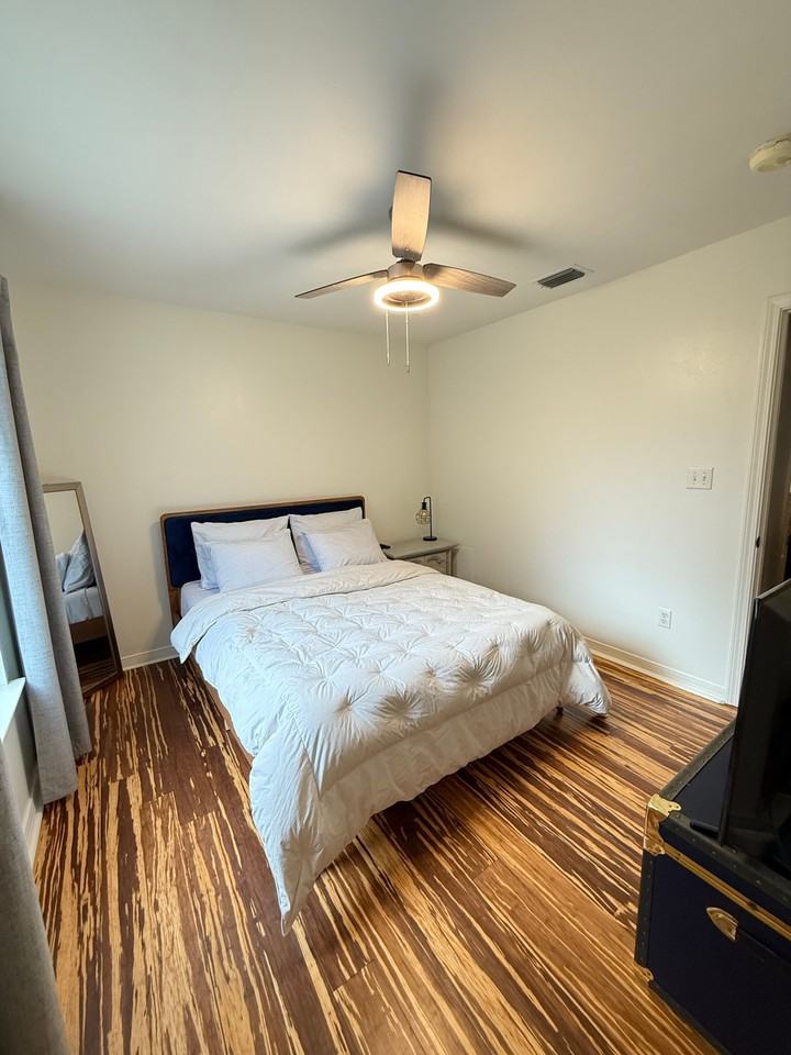 2601 Edgewood Dr - Photo 3 of 11