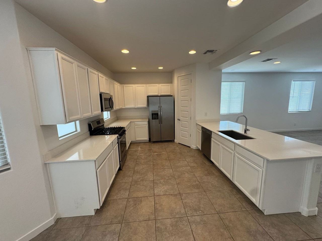 24515 N 165th Ave - Photo 3 of 41