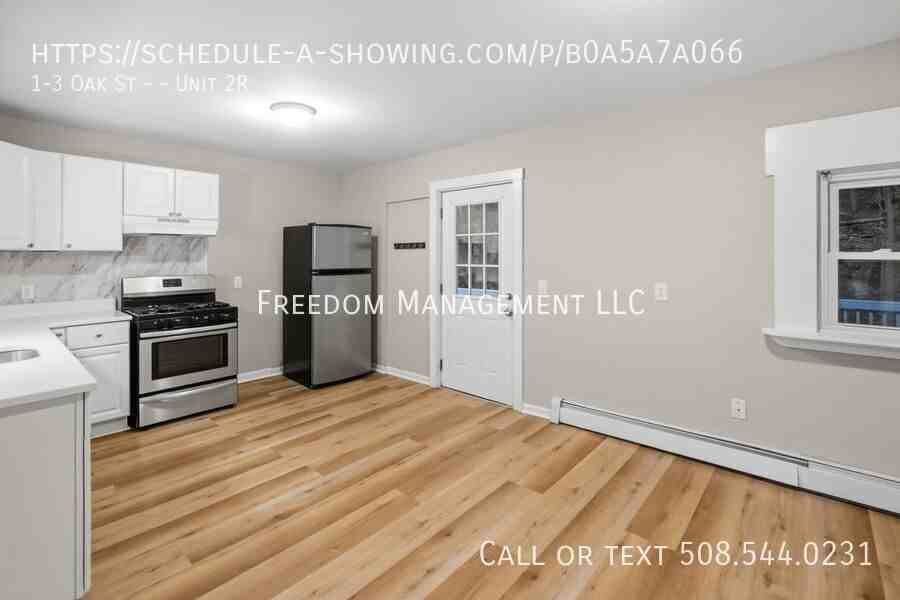 13 Oak St #2R - Photo 3 of 31