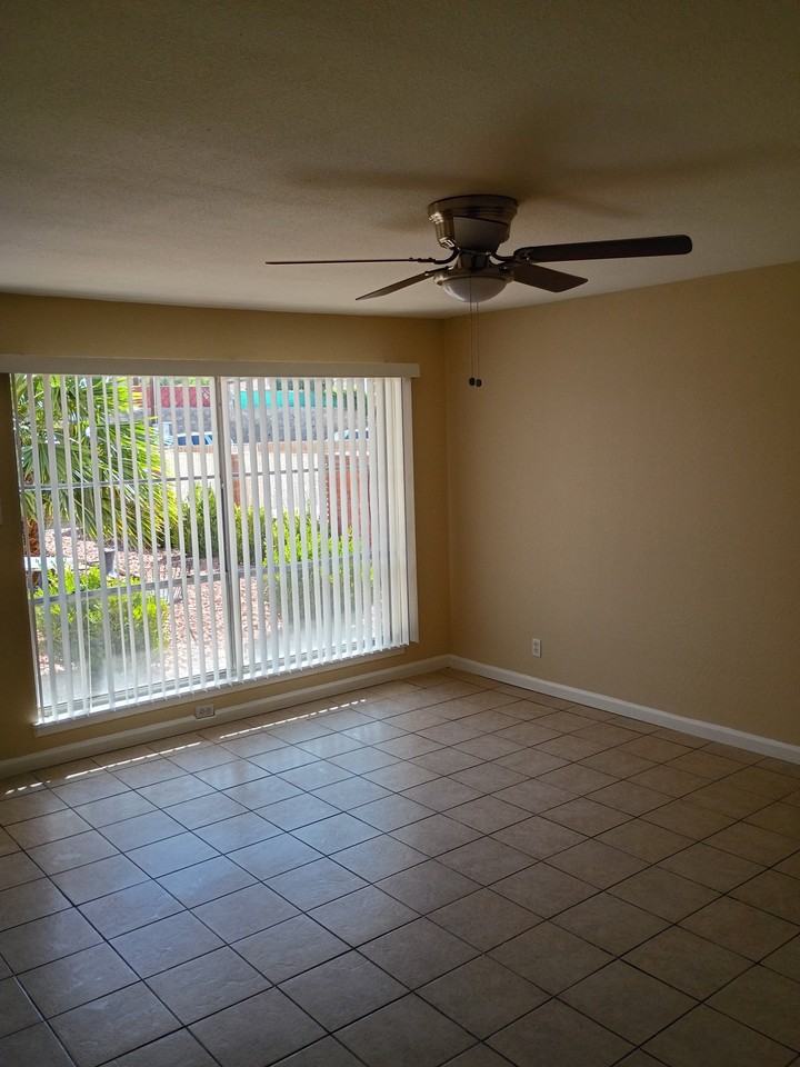 4175 Krupp Dr #10 - Photo 3 of 5