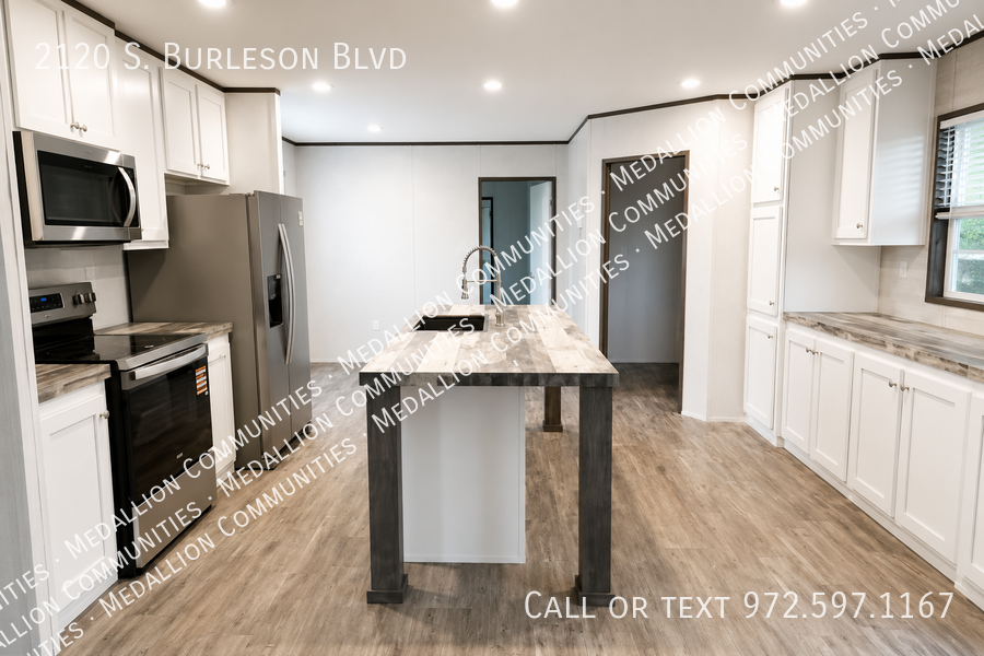 2120 S Burleson Blvd #LOT69